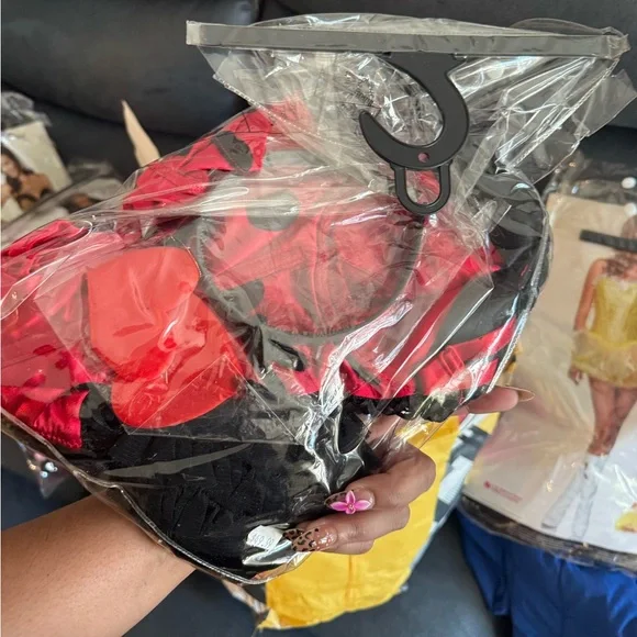 Leg Avenue Sexy Sweetheart Bug Costume Red and Black Ladybug - Picture 4 of 4